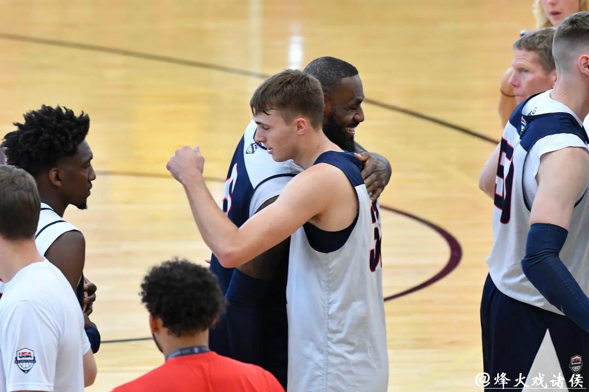 库珀·弗拉格险三双！独行侠大胜掘金