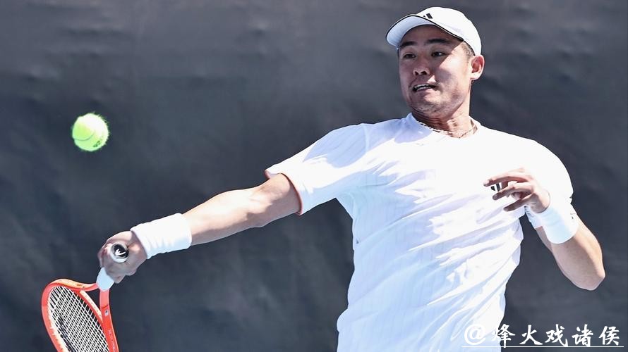 澳网丨让二追三失败!吴易昺2-3惜败斯皮齐里,无缘晋级下一轮! 澳网丨让二追三失败!吴易昺2-3惜败斯皮齐里,无缘晋级下一轮!